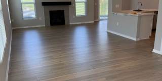 Stunning Westerville Condo with Loft | 2,086 Sq Ft | Garage | Move-In Ready Gallery 5