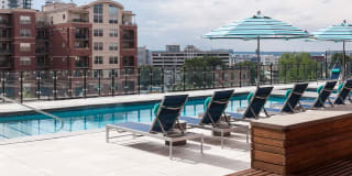 Radius Uptown Apartments Gallery 35