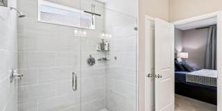 3956 BLOOMFIELD Court Gallery 18