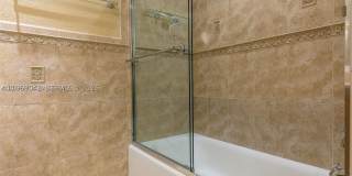 19701 W Oakmont Dr Gallery 35