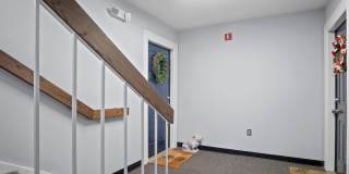 20582 SNOWSHOE Square Gallery 1