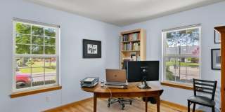 206 Northeast Milne Road Gallery 21