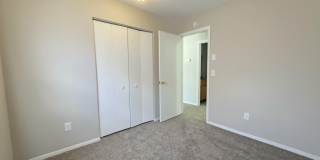 1121 Bryn Mawr Avenue Gallery 12