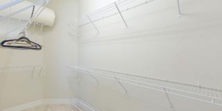 10274 Prato Street Gallery 21