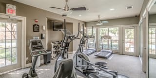 Woodchase Apartments Gallery 13