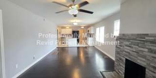 3 Bed 1.5 Bathroom Home!!!! Gallery 6