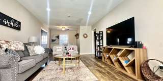 Where Charm, Cozy, and Tech Terrace Collide | Fully Furnished & Pre-Leasing For 8/1 Gallery 6