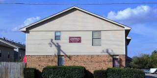 1901 E Lindsey Gallery 1