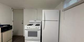 748 1/2 Cook AveUnit B Gallery 3