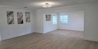 FOR RENT!!! SIMPLY STUNNING AND SPACIUS 3 BED 2 BATH SINGLE FAMILY HOME.. Gallery 7