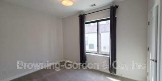 1035 Chester Avenue Gallery 8