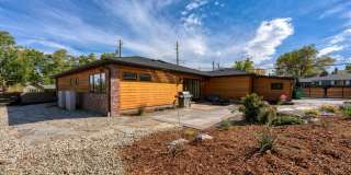 Mid Century Modern Home in Town Gallery 49
