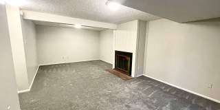 Beautifully updated 3 bedroom 2 bath home in Greeley! Gallery 16