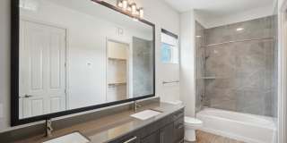 Muse at Midtown Muse at Midtown Gallery 34