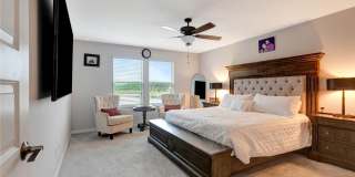 6Bds/7 Bths Massive Estate home overlooking a pond in an amenity-rich community Gallery 45