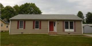 366 Manuel St Gallery 1