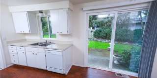 Very Nice Rambler In Quiet Cul de sac with Garage Gallery 8