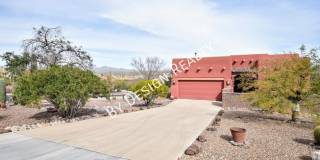 Stunning Santa Fe Style Home with Breathtaking Mountain Views Gallery 3