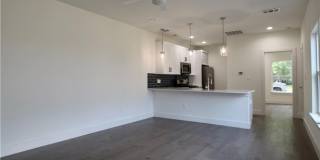 705 Harris Full - Modern Duplex 8 Bed / 7.5 Bath Available August 2027 Gallery 82
