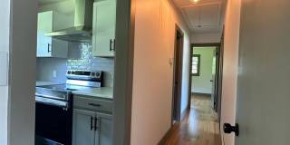 Updated 3 Bedroom House on the Eastside Gallery 20