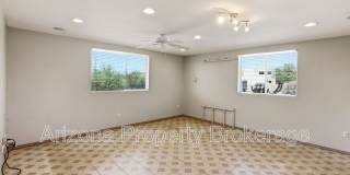 1933 W Tanya Trl Gallery 37