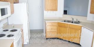 2910 Bridgeville Lane Gallery 1