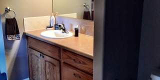 Beautiful 1-Bedroom with Balcony & Garage Available for Move In NOW Gallery 6