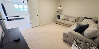 8347 SUNRISE GLN Gallery 40