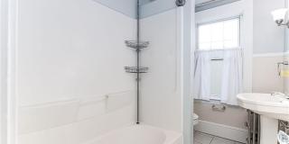 30 Taft Avenue unit: 2 Gallery 19