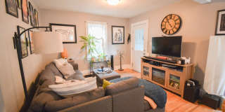 Tucked away, conveniently located, home for rent! Gallery 5