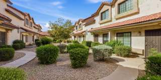 Charming Townhome Living in the Heart of Chandler – Community Pool & Prime Location! Gallery 4
