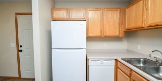 Comfortable 3-Bedroom Condo in Brandon – Available Now! Comfortable 3-Bedroom Condo in Brandon – Available Now! Gallery 13