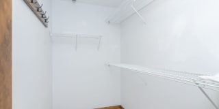 500 Fifth Avenue North Gallery 18