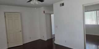 Condo Near Oxnard College Gallery 17