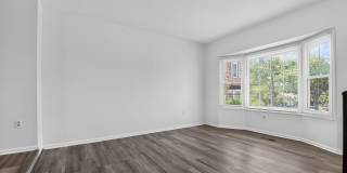 Welcome home to this light-filled, updated 4Bd/3.5Bth brick TH nestled in the sought-after Boniwood Plat! Gallery 11