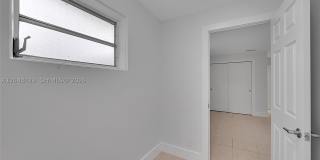 808 SW 12th Ct Gallery 19
