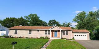 18 Arlyn Drive Gallery 1
