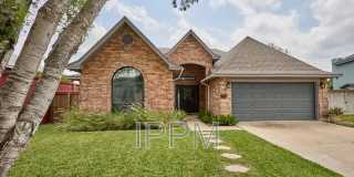 1813 Lazy Lake Dr Gallery 1