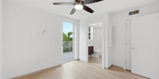 714 Northeast 14th Avenue#102 Gallery 8