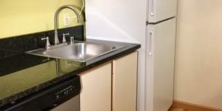 Spacious 1 Bed/1 Bath Condo in Wallingford/Fremont Gallery 8
