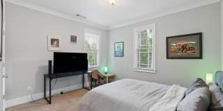 355 6th Street NE Gallery 28