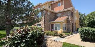 Updated 2 Bed, 2 Bath Main Floor Condo with Garage Updated 2 Bed, 2 Bath Main Floor Condo with Garage Gallery 22