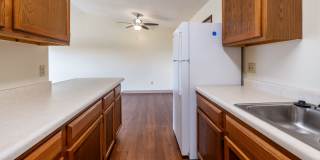 Oakland Pointe Gallery 12