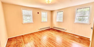30 W PENN Street Gallery 8
