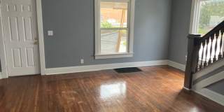 Townhouse on E Market Gallery 1