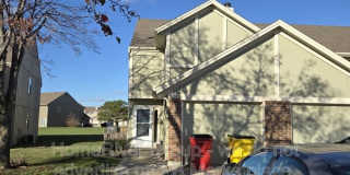 509 NE Brookwood Cir Gallery 1