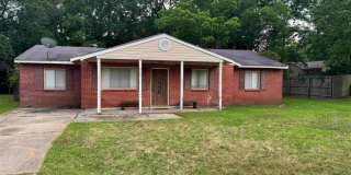 Charming 3 Bedroom 2 Bath in Berkshire Hills- First Month Rent is Half Off!! Gallery 1