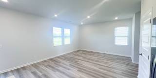 4 Bedroom 2.5 Bathroom Home Gallery 5