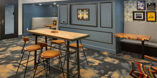 Persea Gallery 10