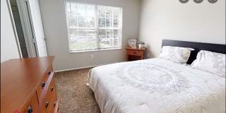 Available now! 2 bed 2 bath with wood burning fireplace in Dublin City Schools! Gallery 31